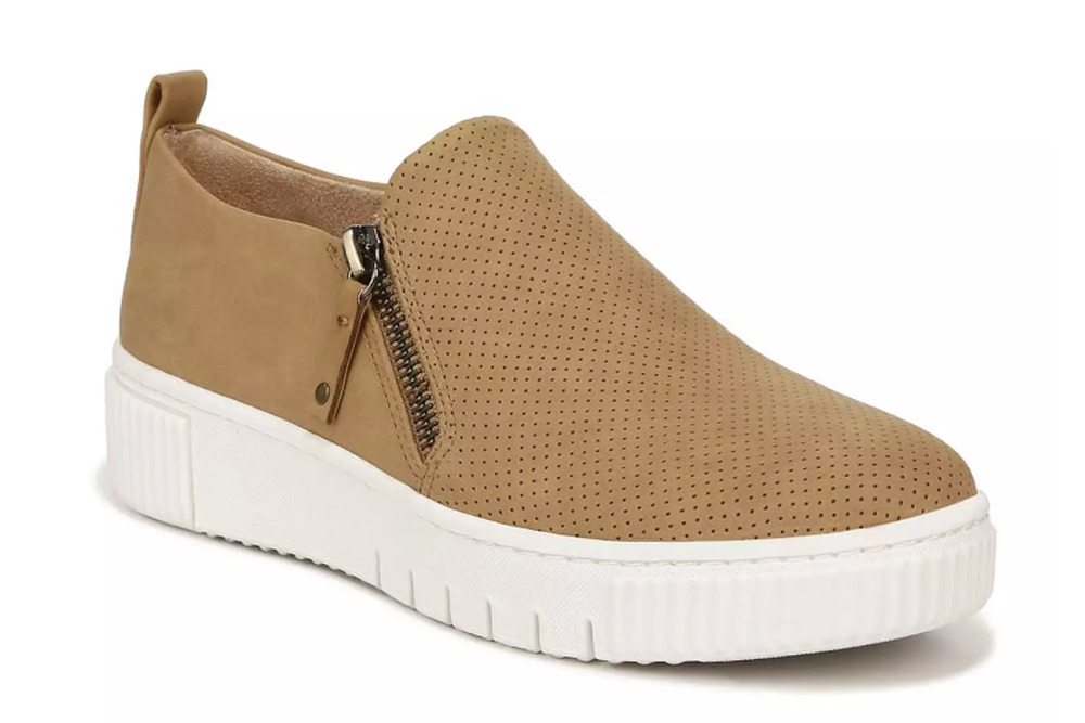 Soul Naturalizer Womens Turner Casual Sneakers SIZE 5 M EU 35 Tan Slip-on NIB